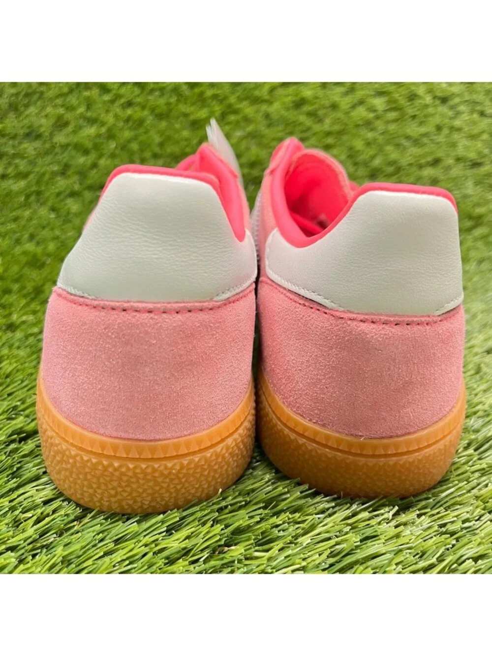 Adidas Handball Spezial Womens Size 6.5 Pink Athletic Lifestyle Shoes Sneakers